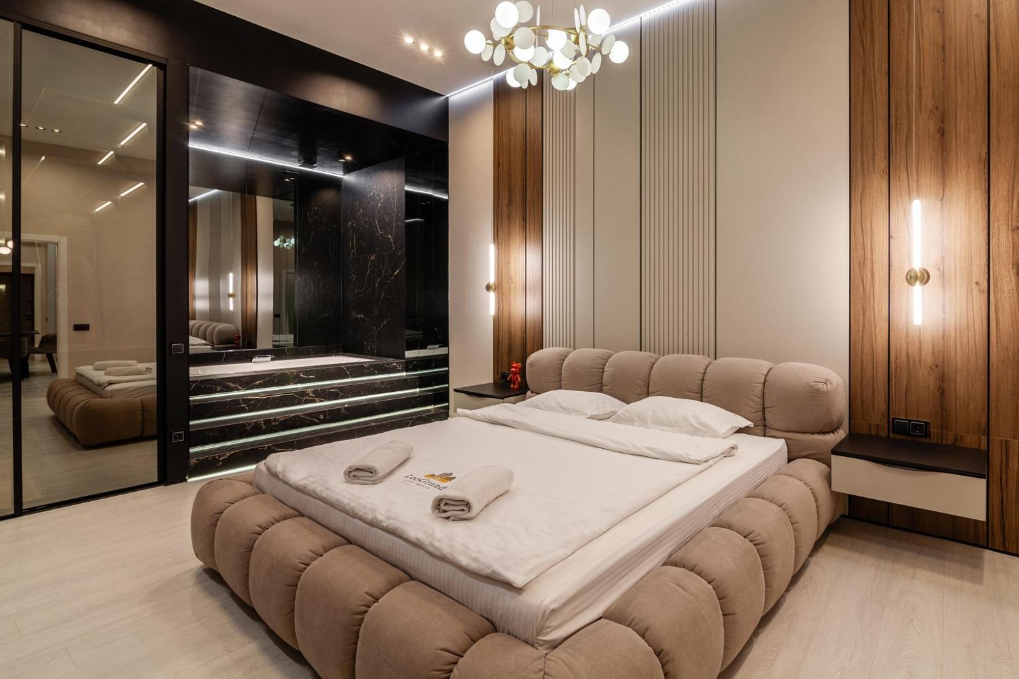 Апартаменти Leogrand Jacuzzi On Malaniuka 2 Львів Екстер'єр фото